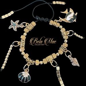 Embrace your inner sea goddess with this stunning golden mermaid anklet.